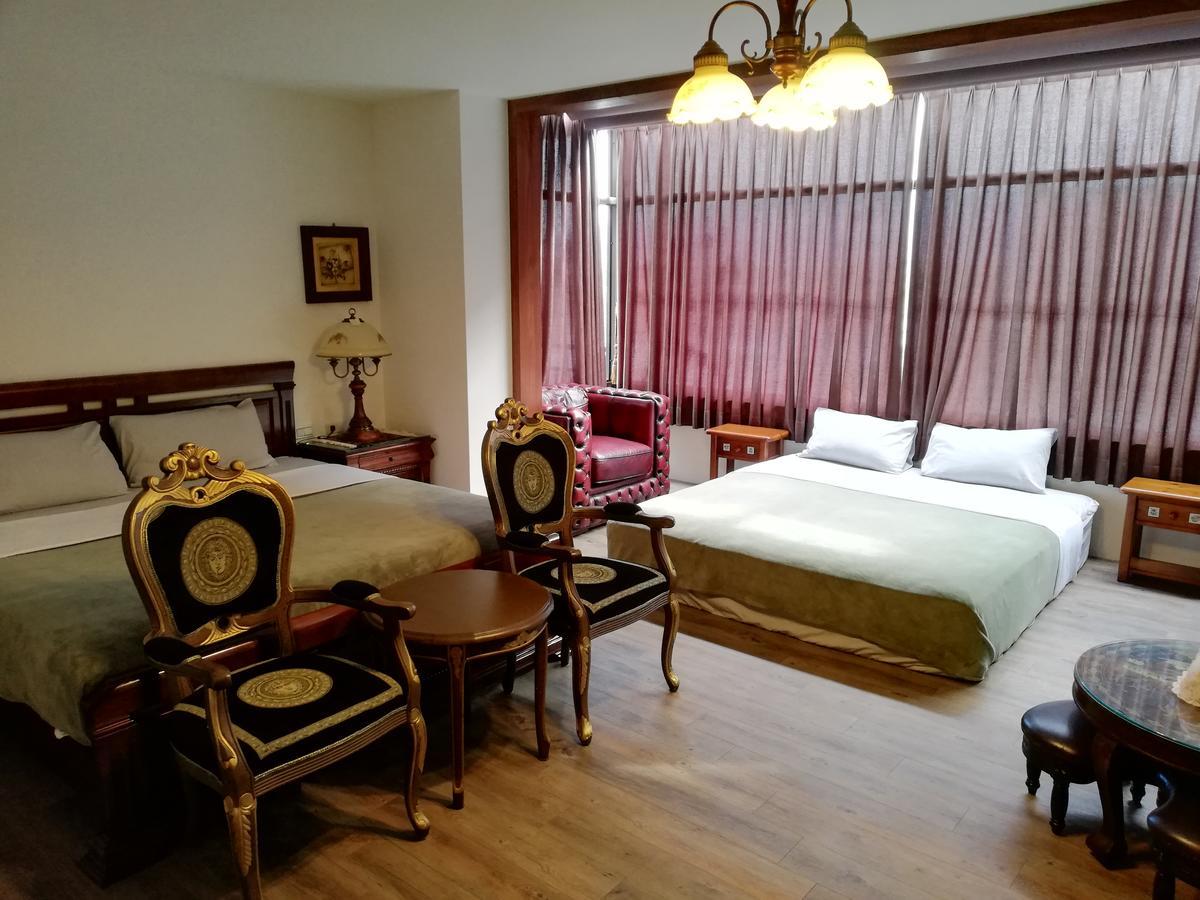 סאנשינג Tata House B&B מראה חיצוני תמונה